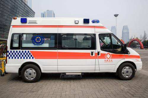 高明区救护车出租